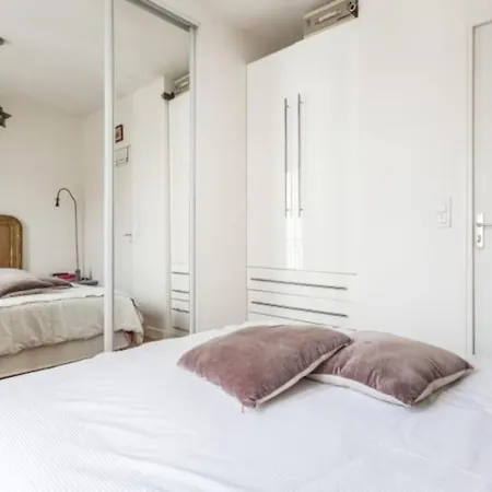 Nice And Cozy Flat In Montmartre ! *
