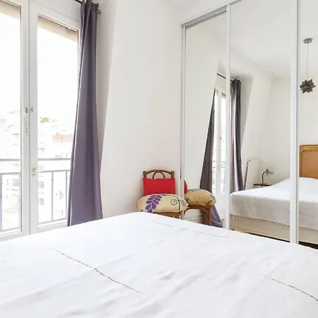 Apartman Nice And Cozy Flat In Montmartre ! *